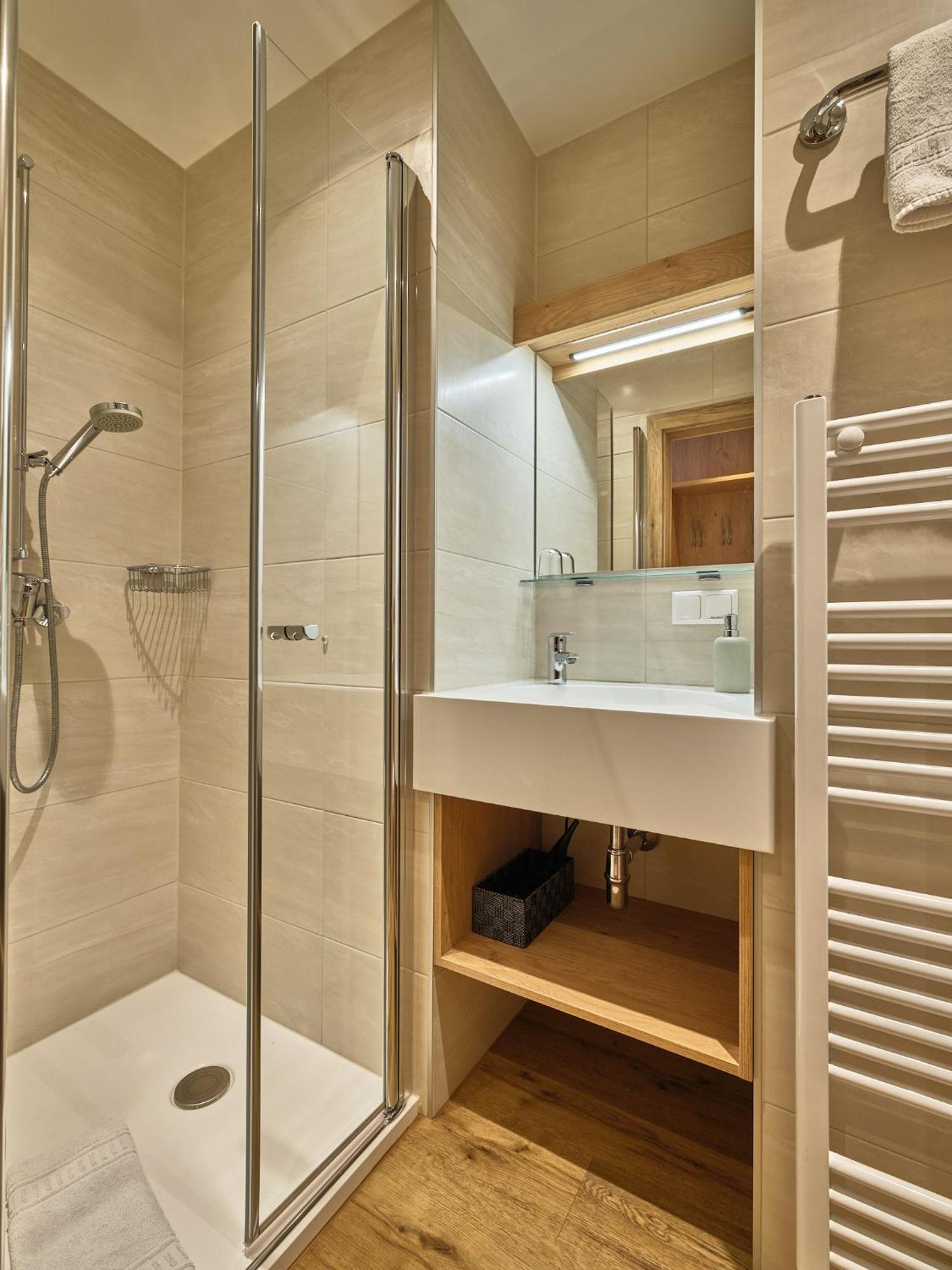 Pension Ehrenfried - Hotel Garni Kindberg Ruang foto