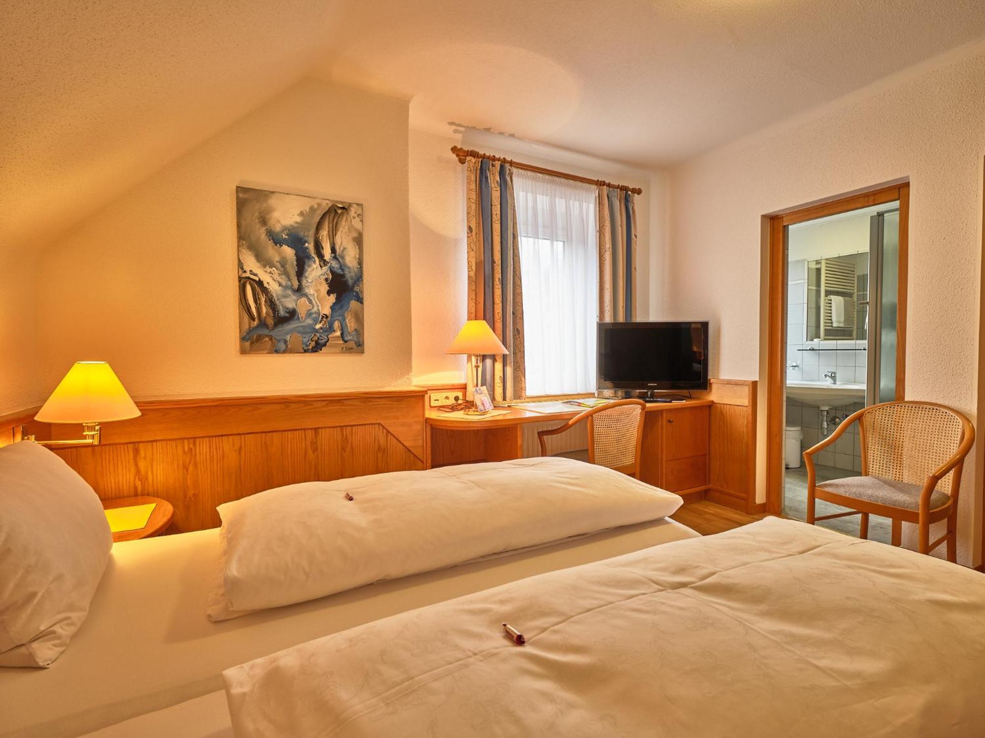 Pension Ehrenfried - Hotel Garni Kindberg Bagian luar foto