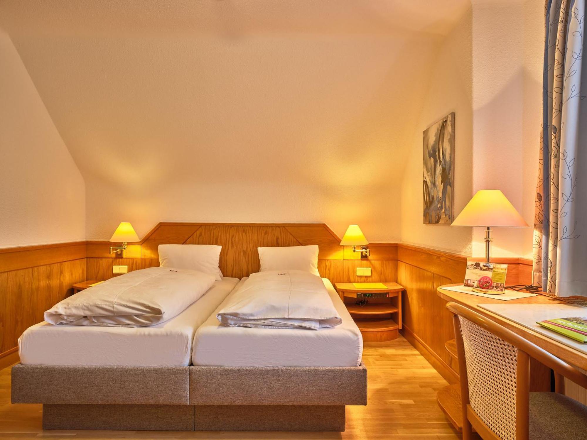 Pension Ehrenfried - Hotel Garni Kindberg Ruang foto